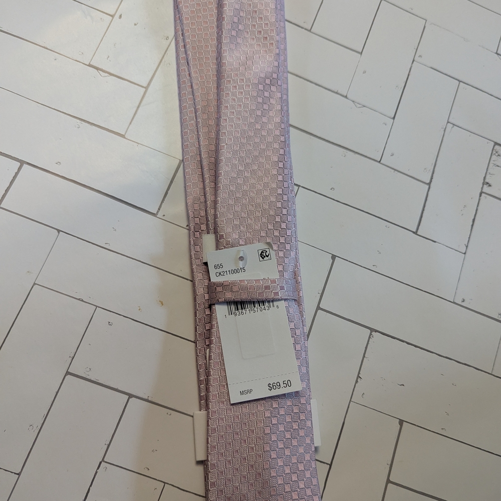 Calvin Klein Pink Geometric Tie